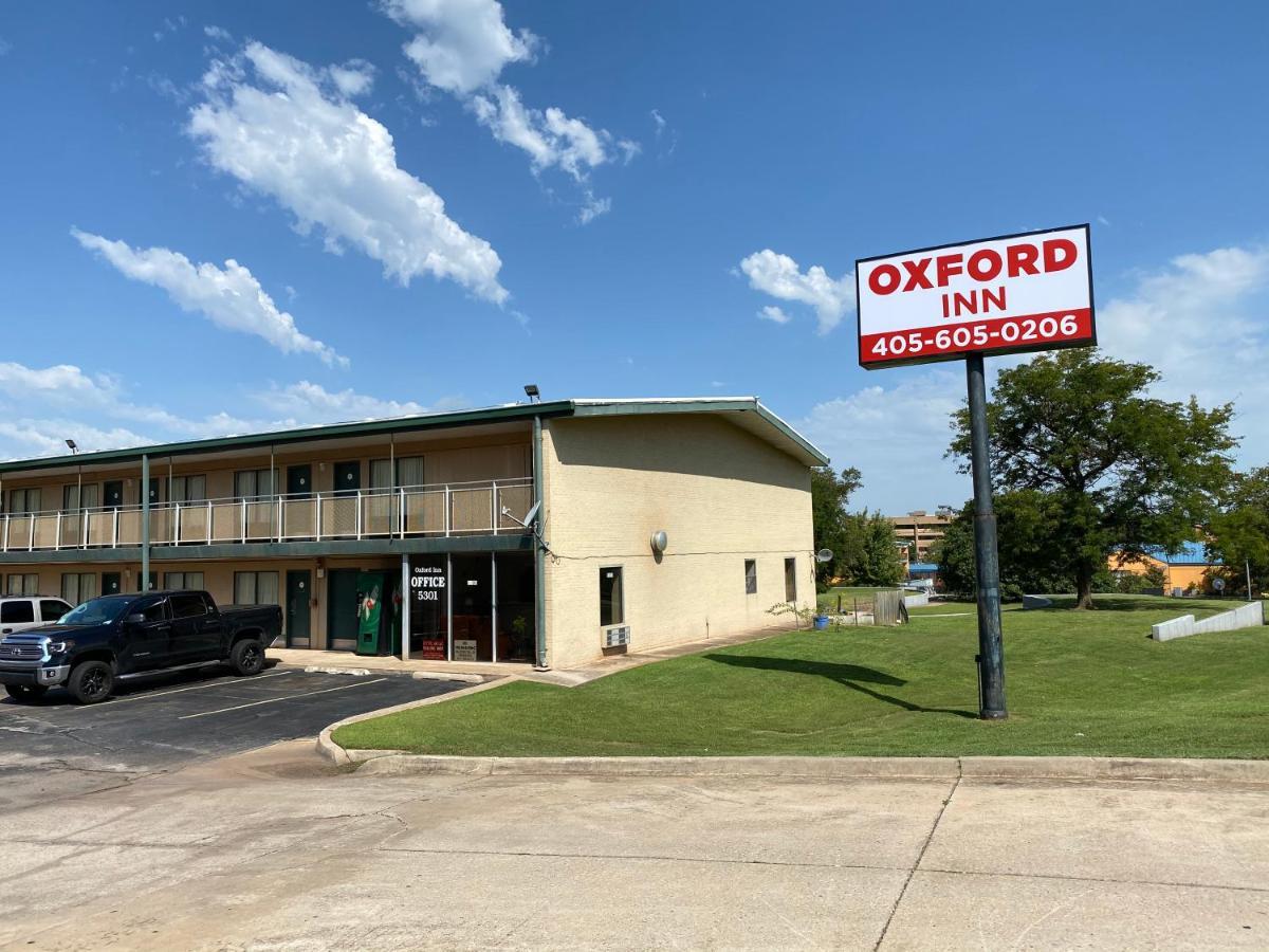 Oxford Inn, Lincoln Blvd オクラホマシティ エクステリア 写真